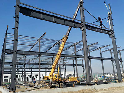 Cum arată șantierul de construcție al unei clădiri din fabrica de structură de oțel？